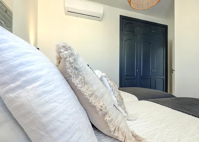 Penthouse Dalia - Roof Terrace With Plunge Pool Apartamento