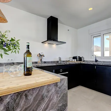 公寓 Penthouse Dalia - Roof Terrace With Plunge Pool 埃斯特波纳